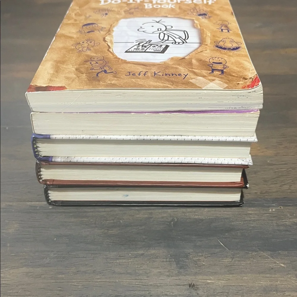 DIARY OF A WIMPY KID SET IF 5 KIDS BOOKS NEW LEARNING READING #8
